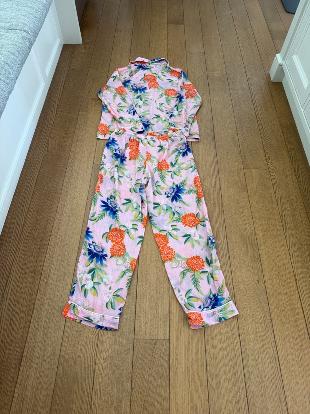 The Cat's Pajamas Tropical Floral Pajamas Size Medium - Picture 7 of 10